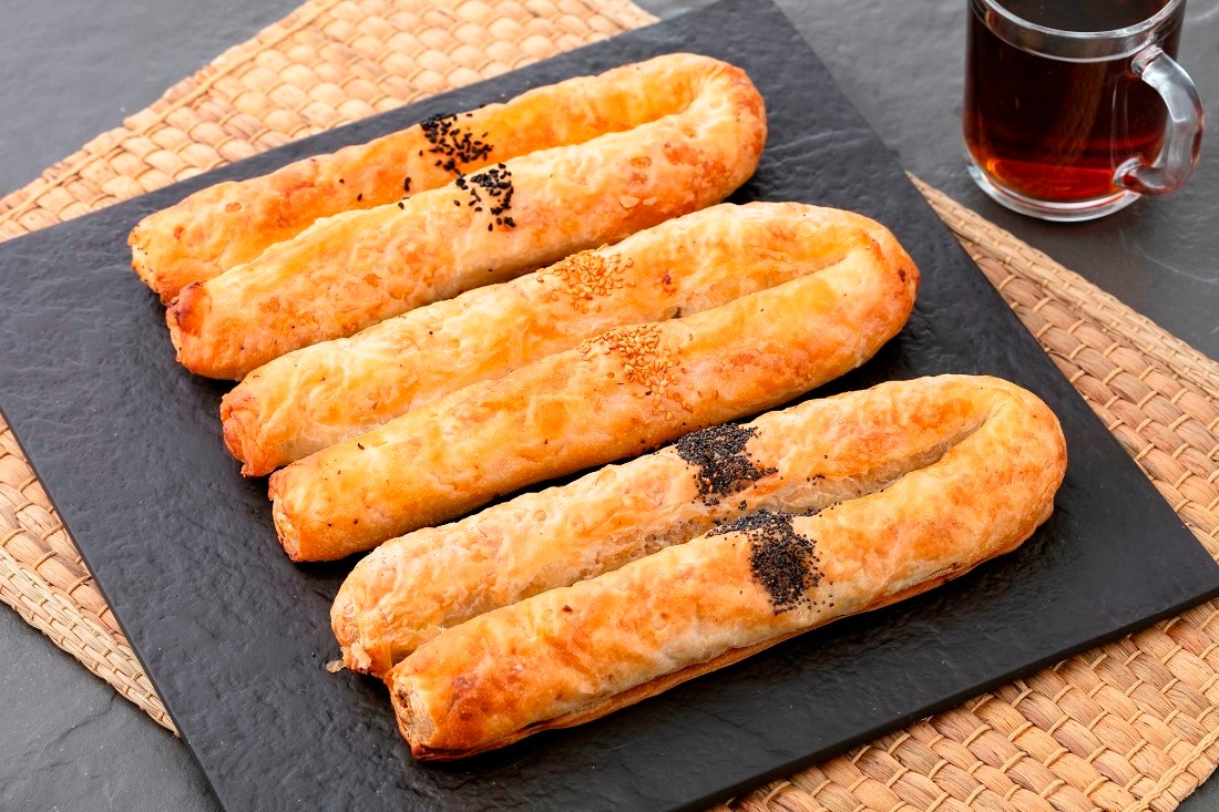 ÇATAL BÖREĞİ KIYMALI 150 gr