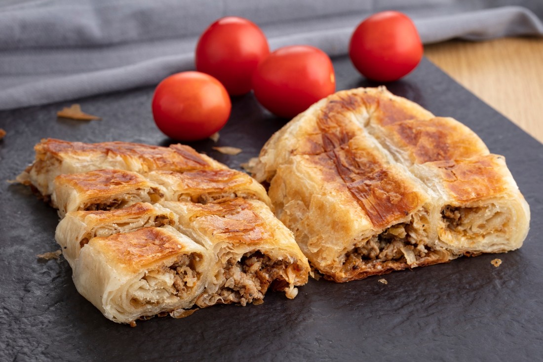 KOL BÖREĞİ KIYMALI PORSİYON